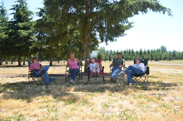 Working dog and handler during RVSC July 2011 club training — photo 23