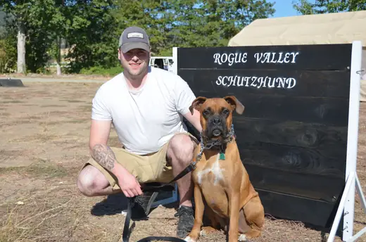 RVSC club member with a working dog during training on July 7, 2012 — photo 06