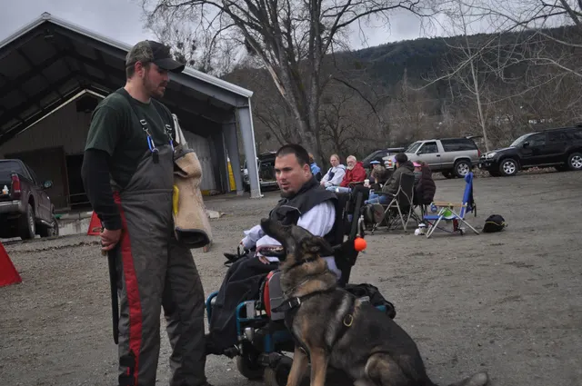 Working dog and handler during the John Riboni Schutzhund seminar in 2011 — photo 35