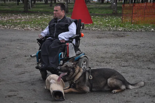 Working dog and handler during the John Riboni Schutzhund seminar in 2011 — photo 53