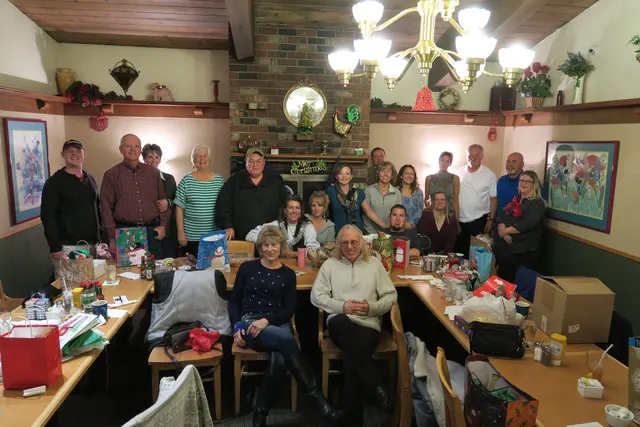 2016 Club Christmas Party on December 17, 2016 — club members gathered for a second holiday group photograph — photo 17