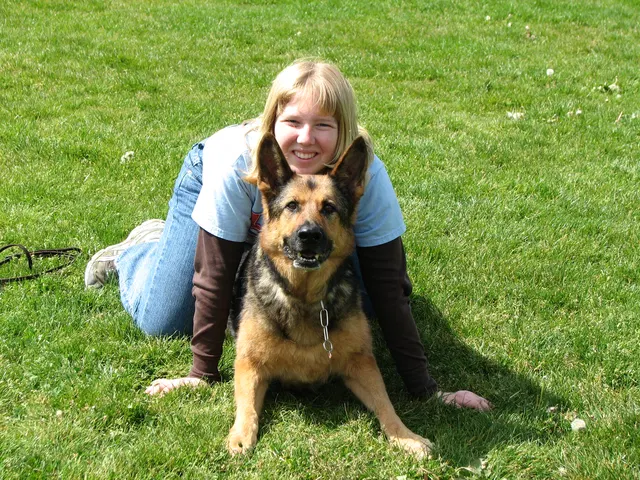 Rogue Valley Schutzhund Club 2008 training archive — obedience, field work and protection foundations — photo 204