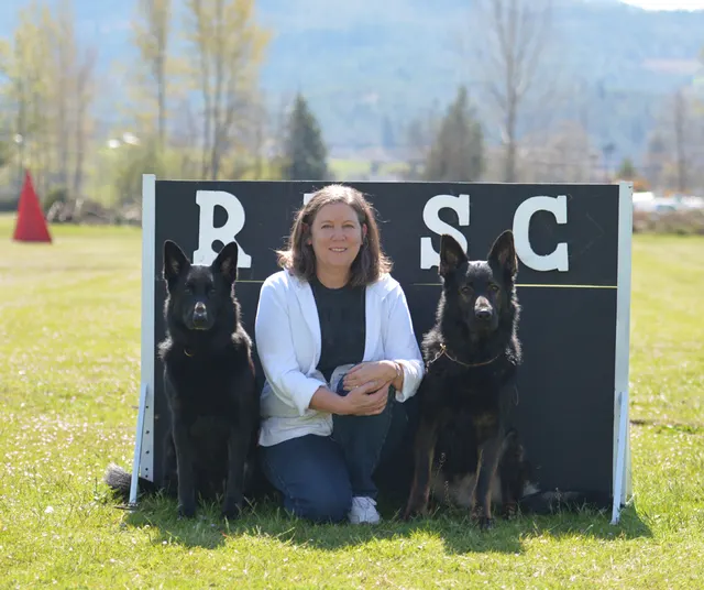 March 22, 2014 RVSC Club Training — a handler and working dog practicing obedience and engagement — photo 12