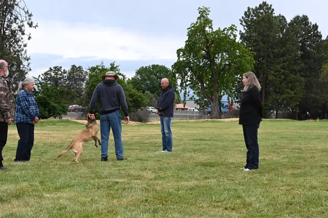Dog and handler on the field at the May 2022 RVSC spring trial — photo 03
