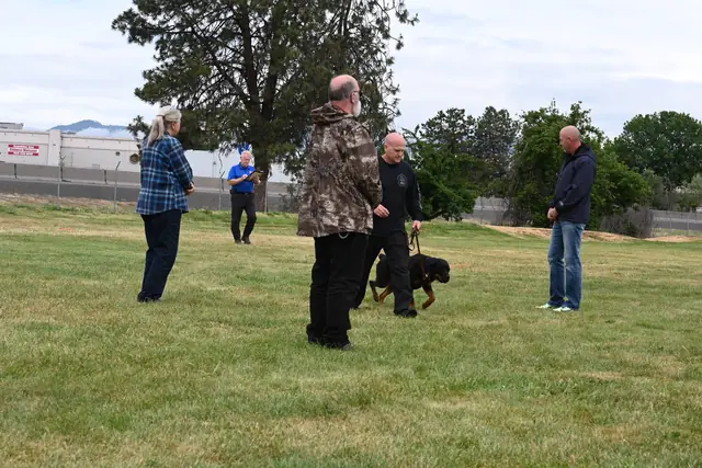 Dog and handler on the field at the May 2022 RVSC spring trial — photo 12